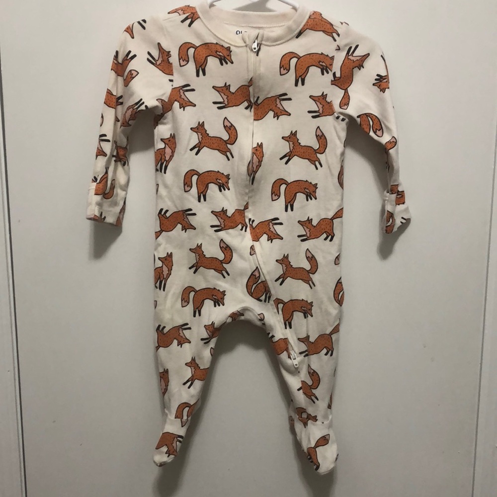 OLD NAVY fox print footie pajamas